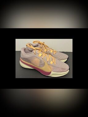 NIKE ZOOM FREAK 5 FOSSIL STONE-CELESTIAL GOLD sz 13 NEW NO BOX!
